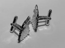 Load image into Gallery viewer, DIRE WOLF CUFFLINKS